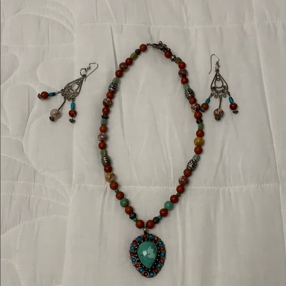 Jewelry - Picture 2 of 7